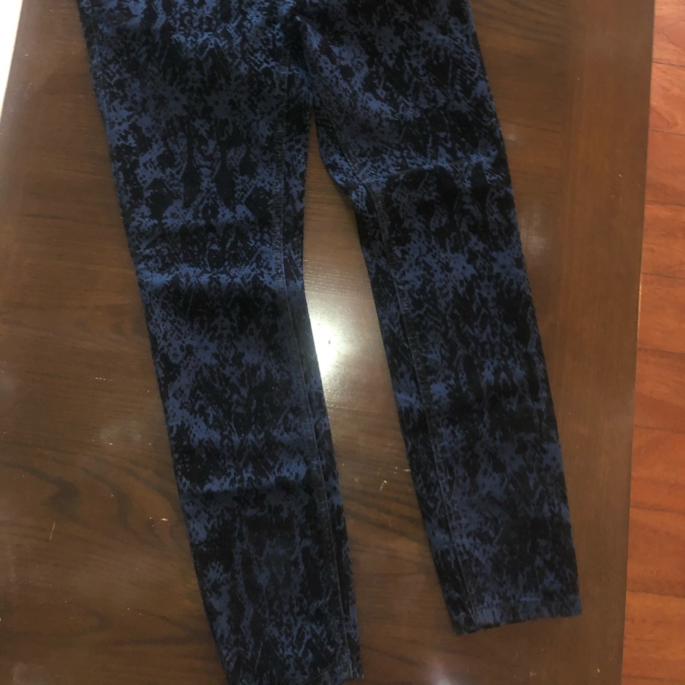 Luxury pants with velor print